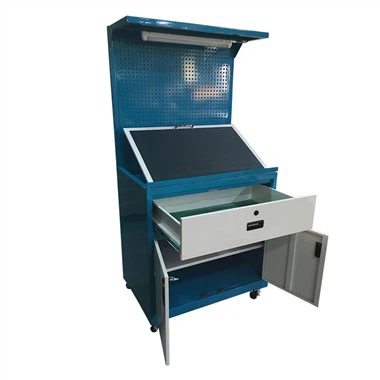 Bílskúrsvinnubekkur með skúffum